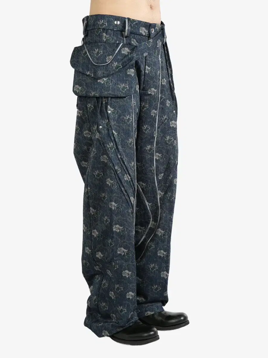 パンツ KIKO KOSTADINOV CHALICE TROUSER WBAG Chalice Trousers with Bag in Black